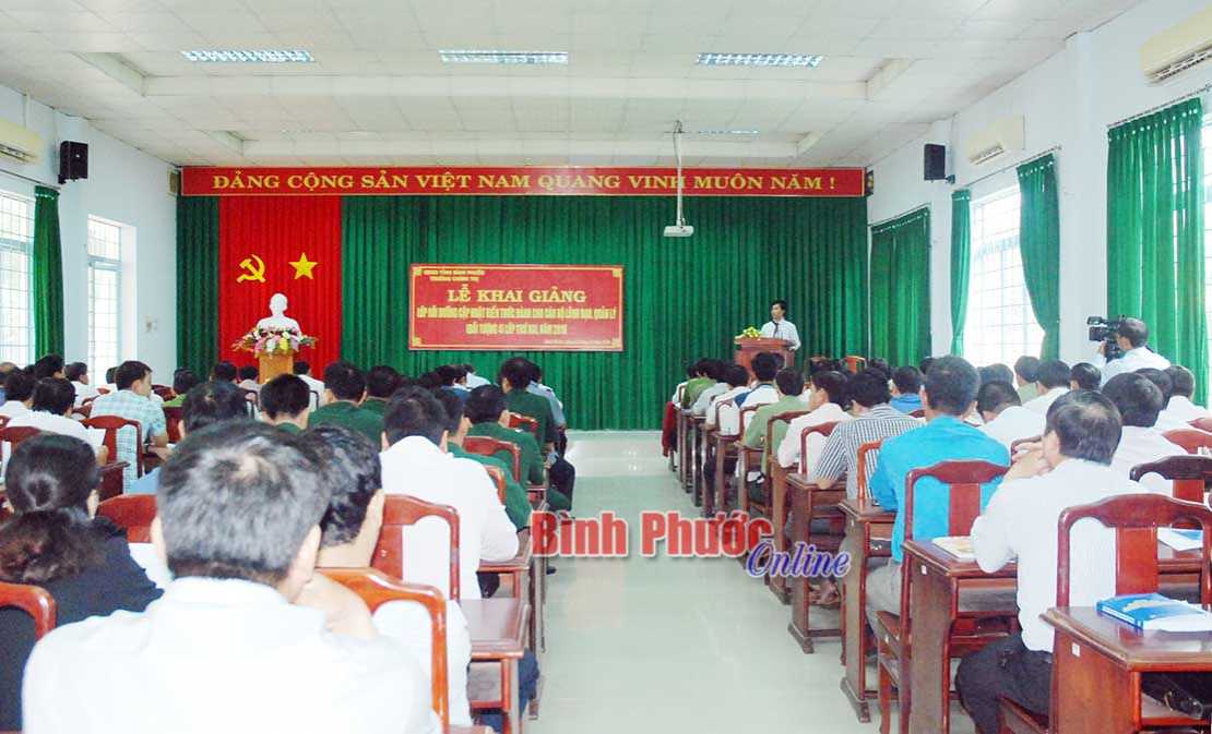 Thực hiện c&ocirc;ng t&aacute;c đ&agrave;o tạo, bồi dưỡng CB, CC, VC năm 2020