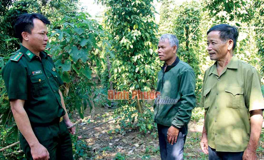 Người đại biểu t&acirc;m huyết v&agrave; tr&aacute;ch nhiệm