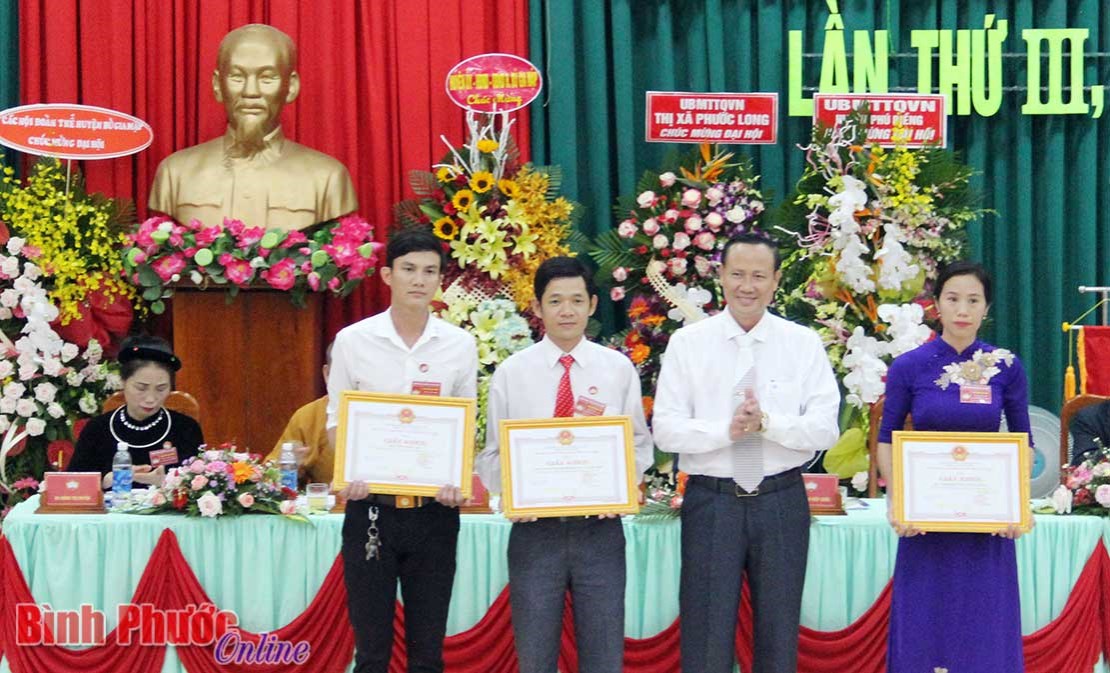 Vững bước một chặng đường