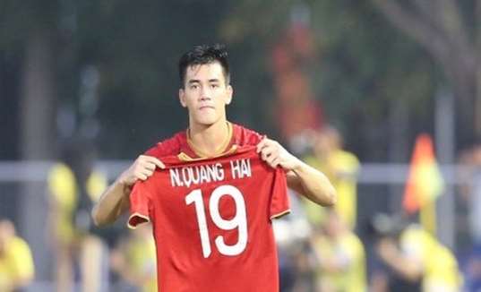 Việt Nam - Thái Lan 2-2: Việt Nam biến Thái Lan trở thành cựu vô địch