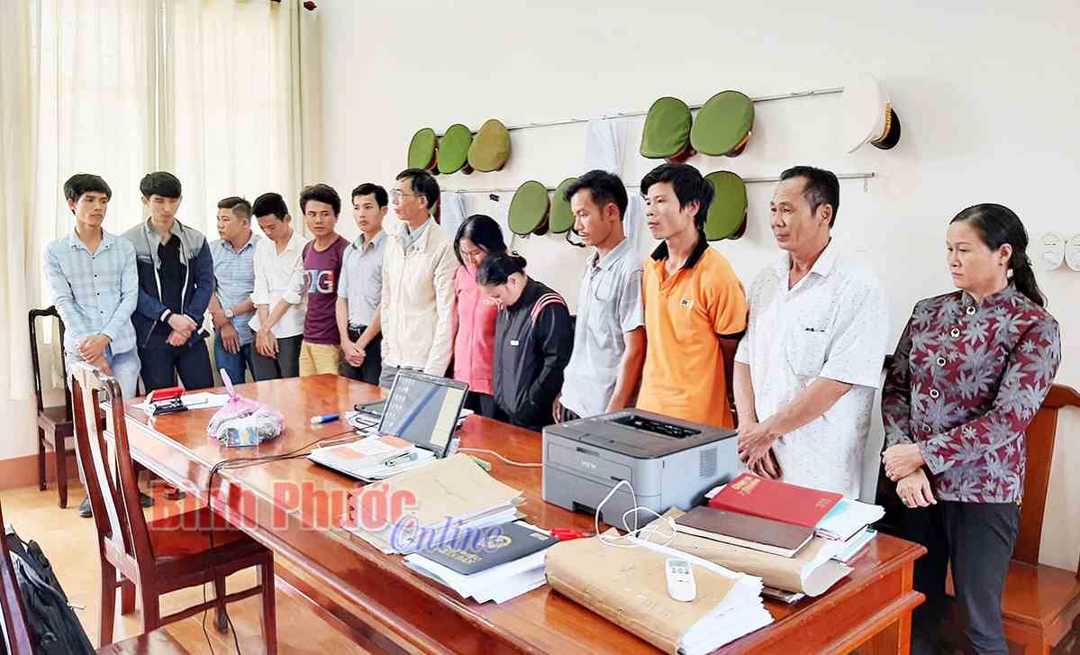 Bắt 2 sòng bạc trong 1 gia đình