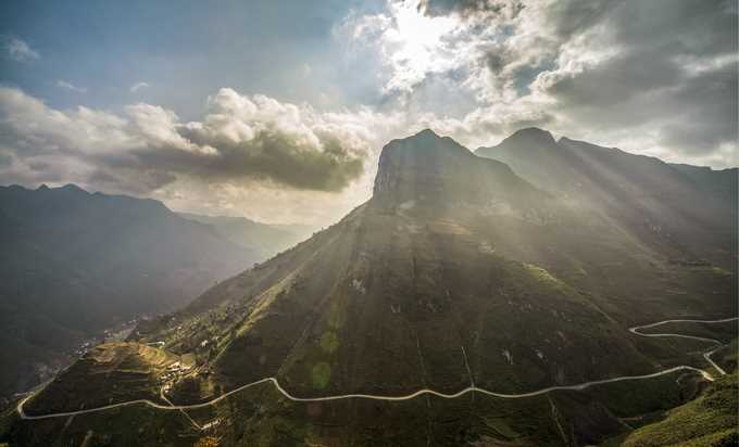 Vẻ đẹp đèo Mã Pì Lèng bên sông Nho Quế