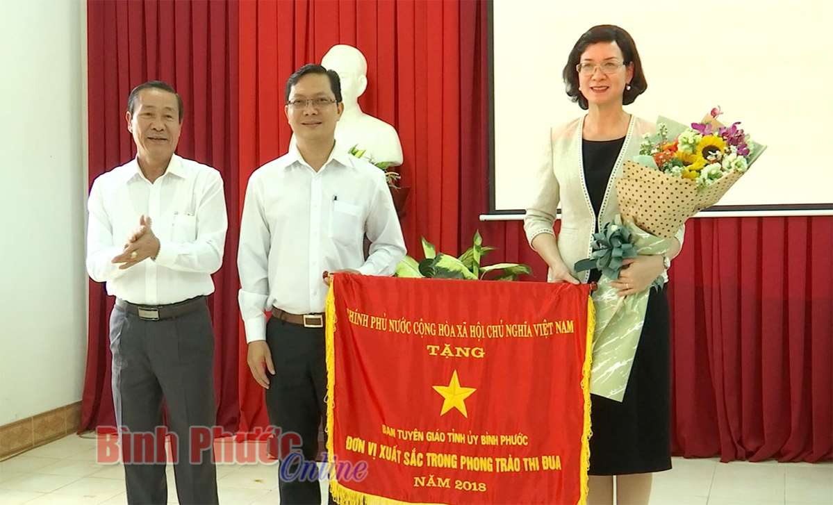 Tổng kết c&ocirc;ng t&aacute;c tuy&ecirc;n gi&aacute;o năm 2019