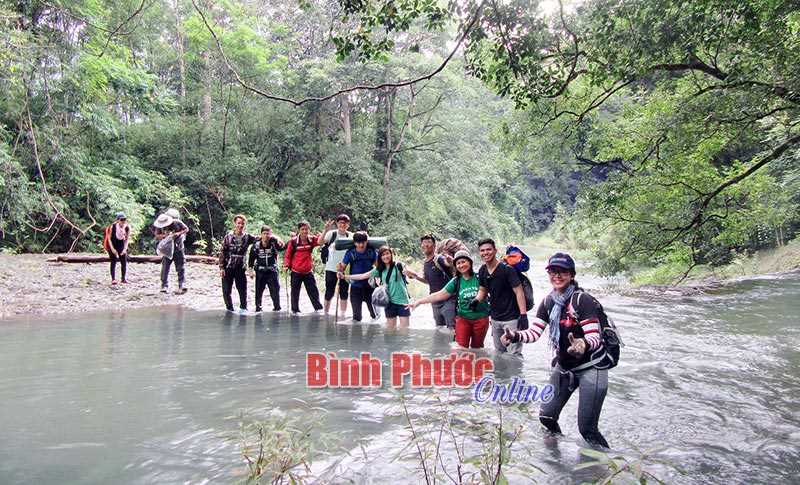 Hoạt động du lịch thu hút 20.660 lượt khách tham quan