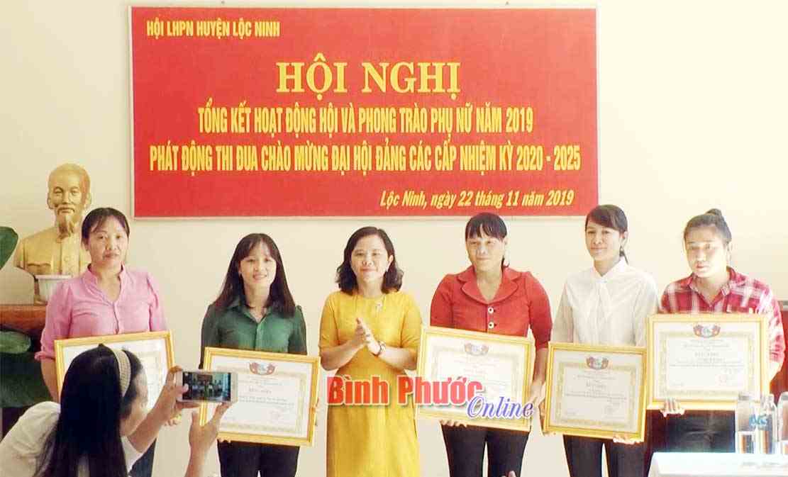 Hỗ trợ 23 phụ nữ khởi sự kinh doanh