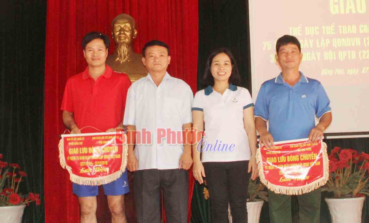 Ban CHQS Đồng Ph&uacute; hướng tới kỷ niệm ng&agrave;y th&agrave;nh lập Qu&acirc;n đội nh&acirc;n d&acirc;n Việt Nam