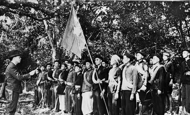 Quân đội Việt Nam: Từ nhân dân mà ra, vì nhân dân mà chiến đấu