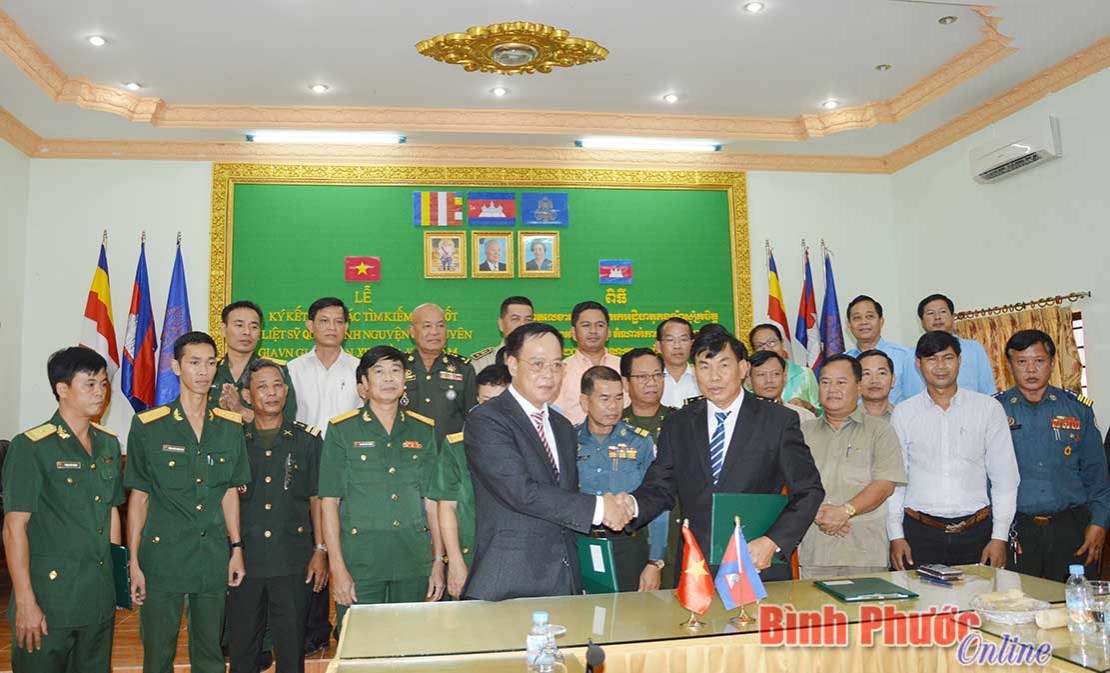 Phối hợp t&igrave;m kiếm, quy tập h&agrave;i cốt liệt sĩ hy sinh tại Campuchia về nước, m&ugrave;a kh&ocirc; 2019-2020