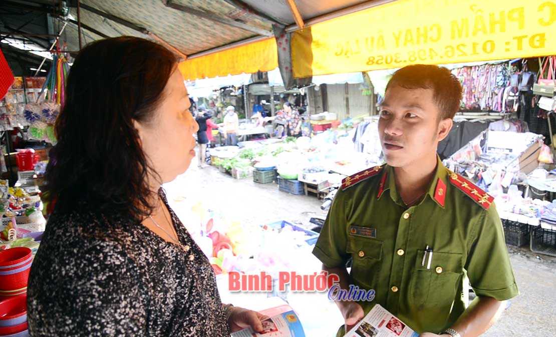 Tuy&ecirc;n truyền ph&ograve;ng, chống tội phạm li&ecirc;n quan đến &ldquo;t&iacute;n dụng đen&rdquo;