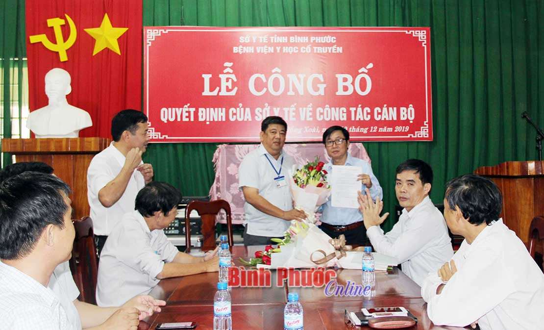 Ông Lê Hữu Hòa làm giám đốc Bệnh viện Y học cổ truyền tỉnh