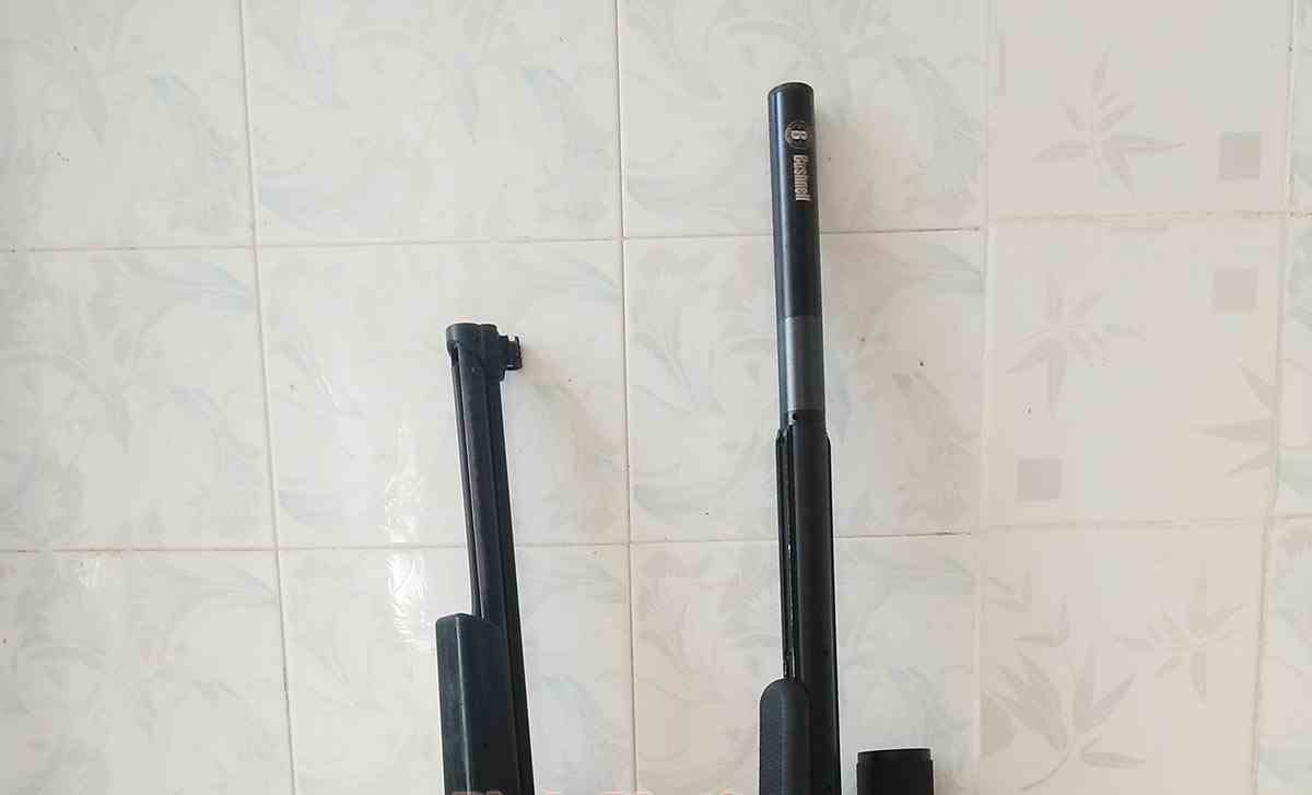 Người dân tự giác giao nộp vũ khí