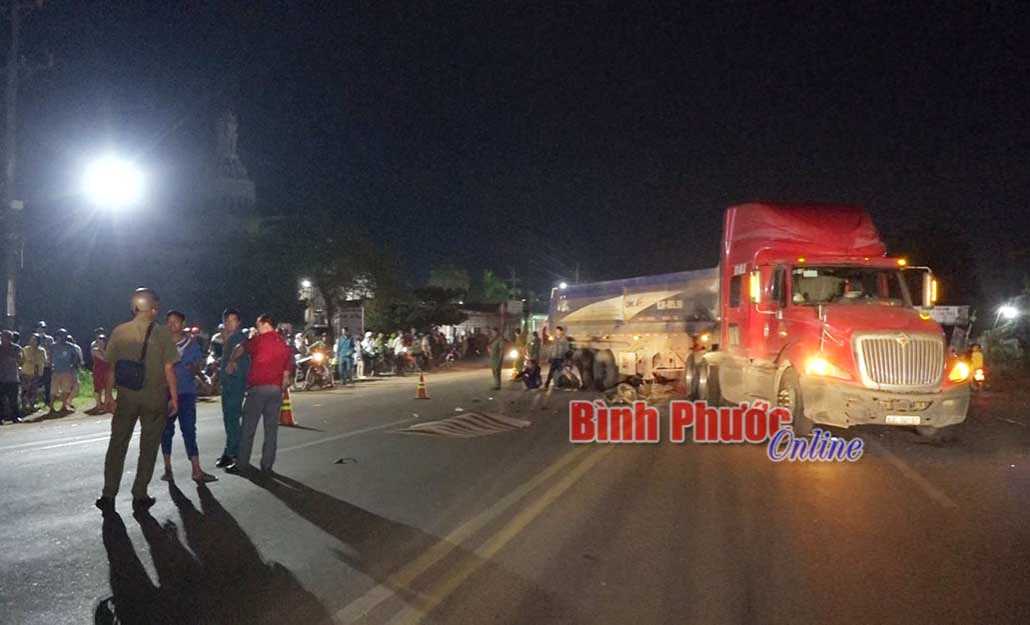 Va chạm với xe container, một người tử vong