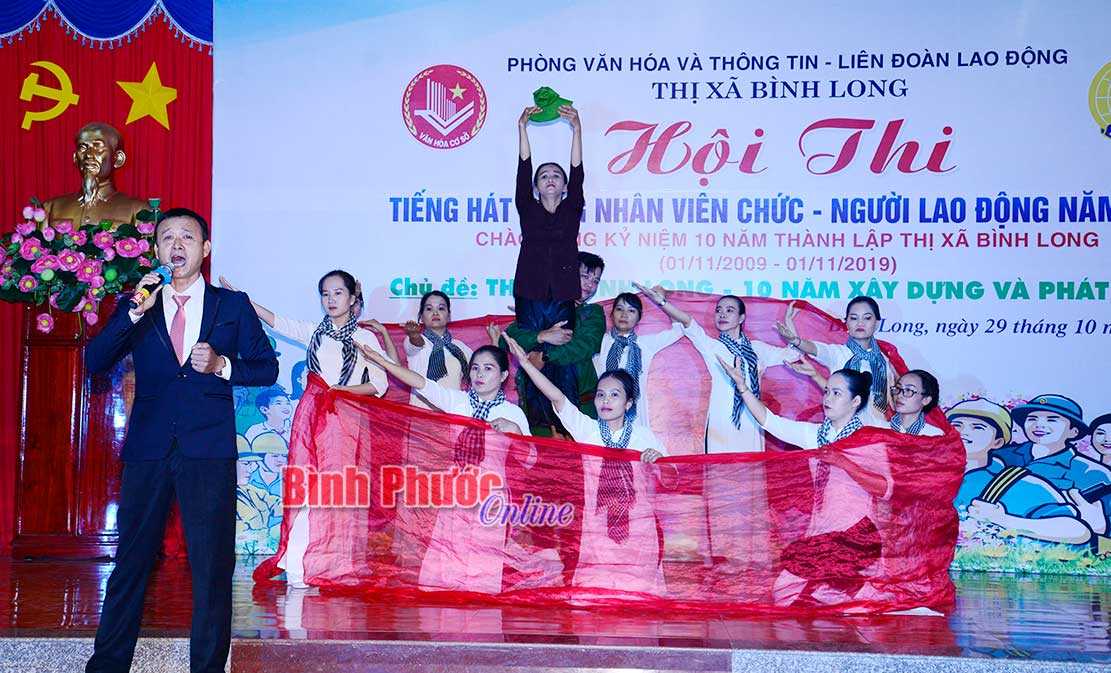 S&ocirc;i nổi hội thi tiếng h&aacute;t CNVC-NLĐ năm 2019