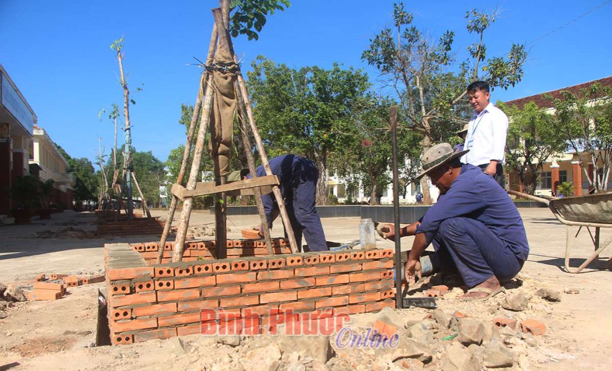 Khẳng định vị thế từ xây dựng trường chuẩn quốc gia