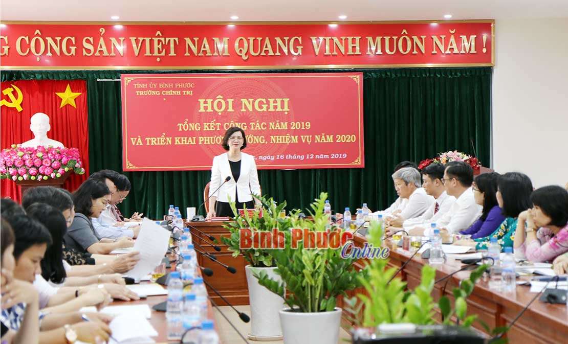 Trường chính trị tỉnh tính toán lộ trình mở lớp sau đại học