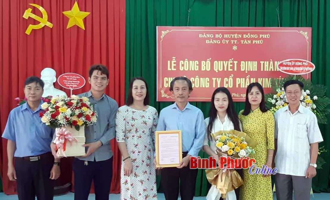 Niềm vui ph&aacute;t triển đảng trong doanh nghiệp tư nh&acirc;n