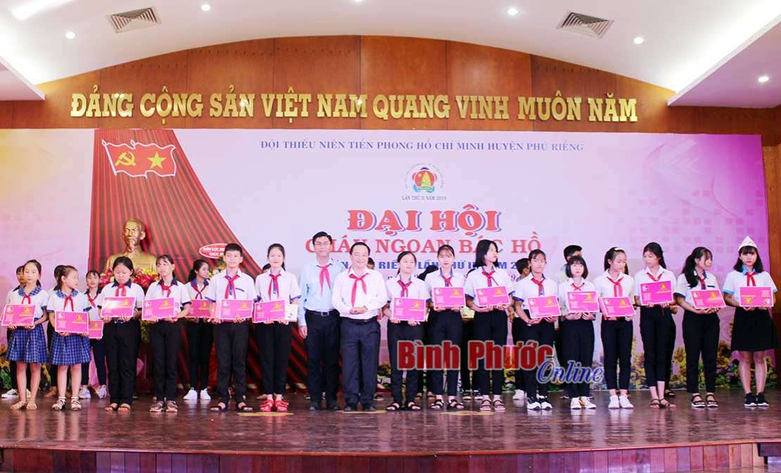 Phú Riềng đại hội “Cháu ngoan Bác Hồ” lần 2/2019