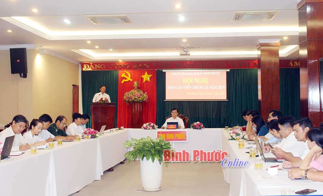 Hội nghị báo cáo viên cấp tỉnh định kỳ tháng 12-2019