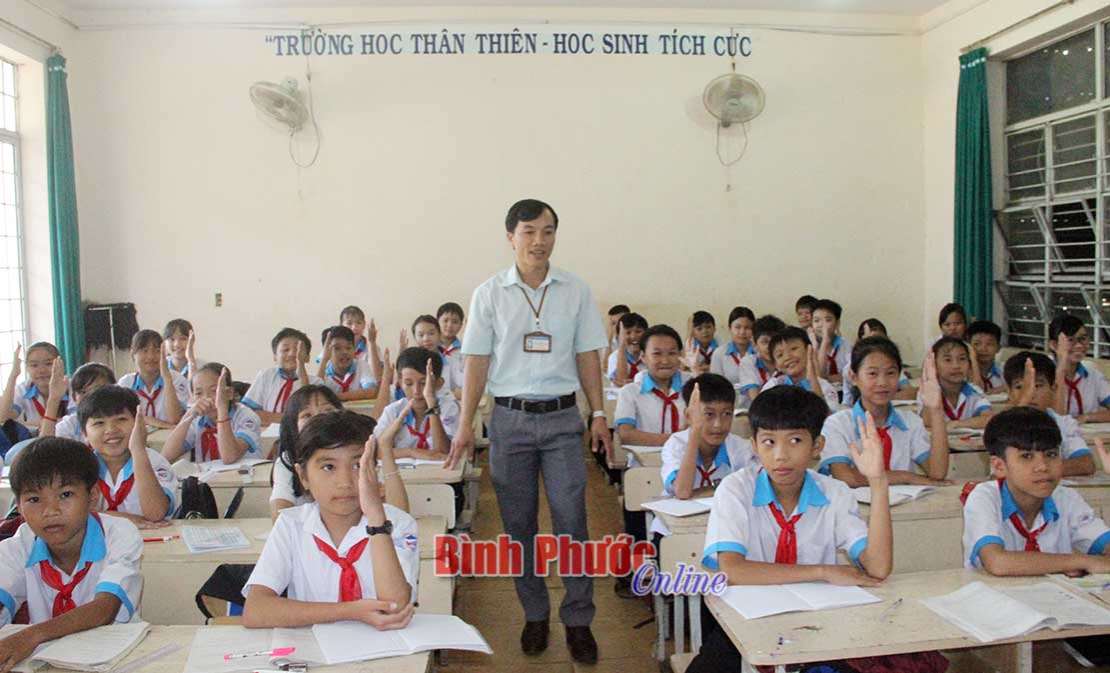 Những s&aacute;ng kiến từ t&igrave;nh y&ecirc;u thương của người thầy