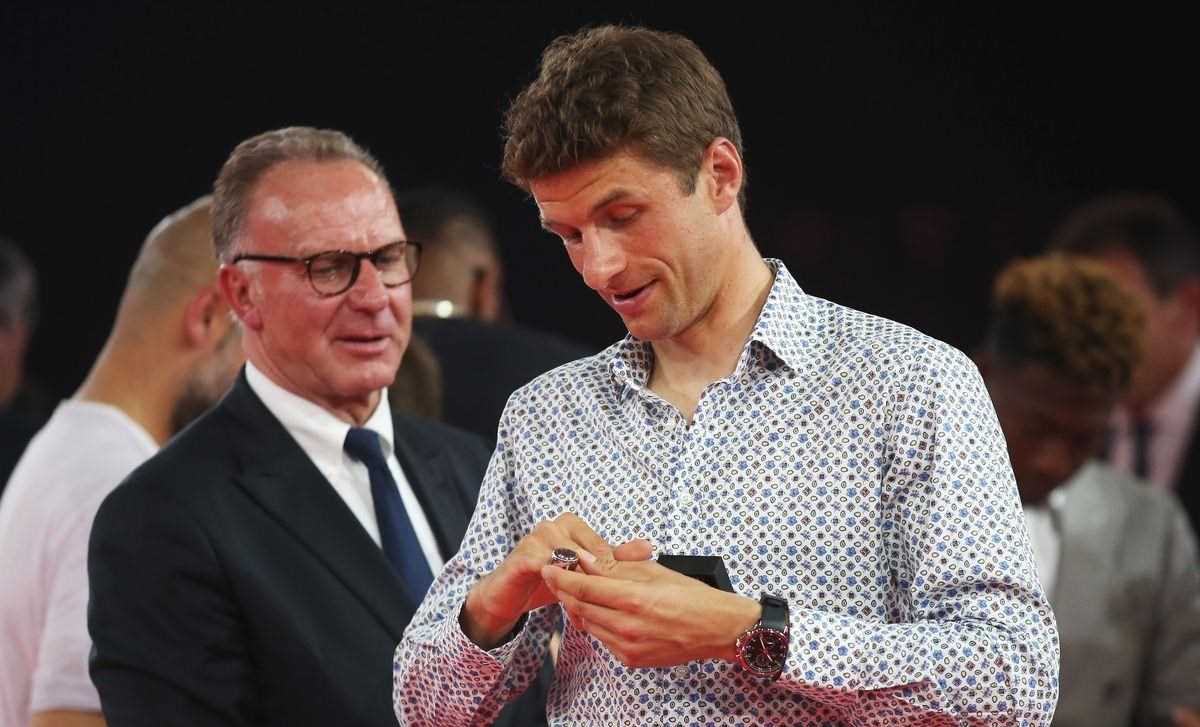 Bayern: Rummenigge cảnh cáo Niko Kovac và xoa dịu Thomas Mueller