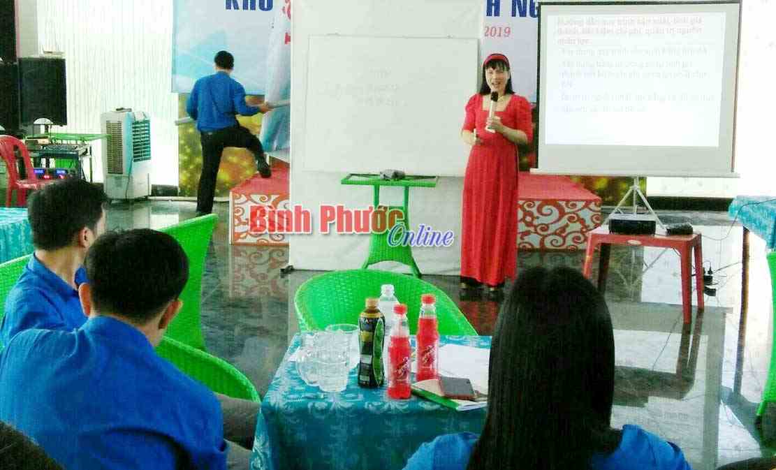 50 học viên tham gia khóa khởi nghiệp doanh nghiệp tại Đồng Phú