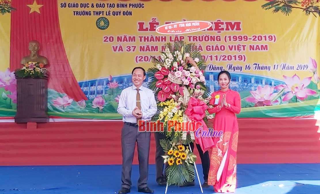 Trường THPT Lê Quý Đôn kỷ niệm 20 năm thành lập