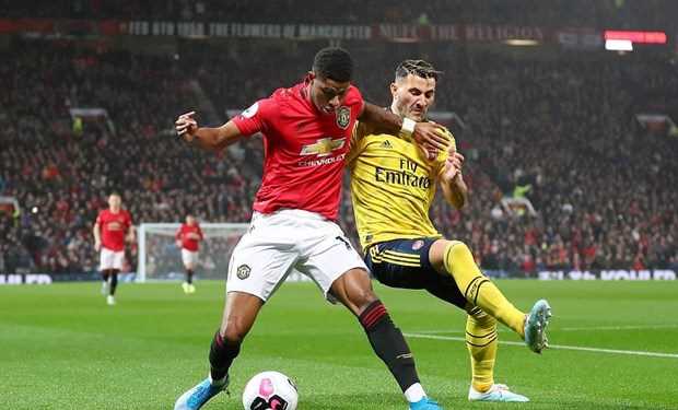 Chia điểm với Arsenal, Manchester United rơi xuống vị trí thứ 10