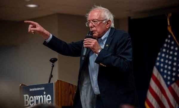 Thượng Nghị sỹ Mỹ Bernie Sanders nhập viện khi đang tranh cử