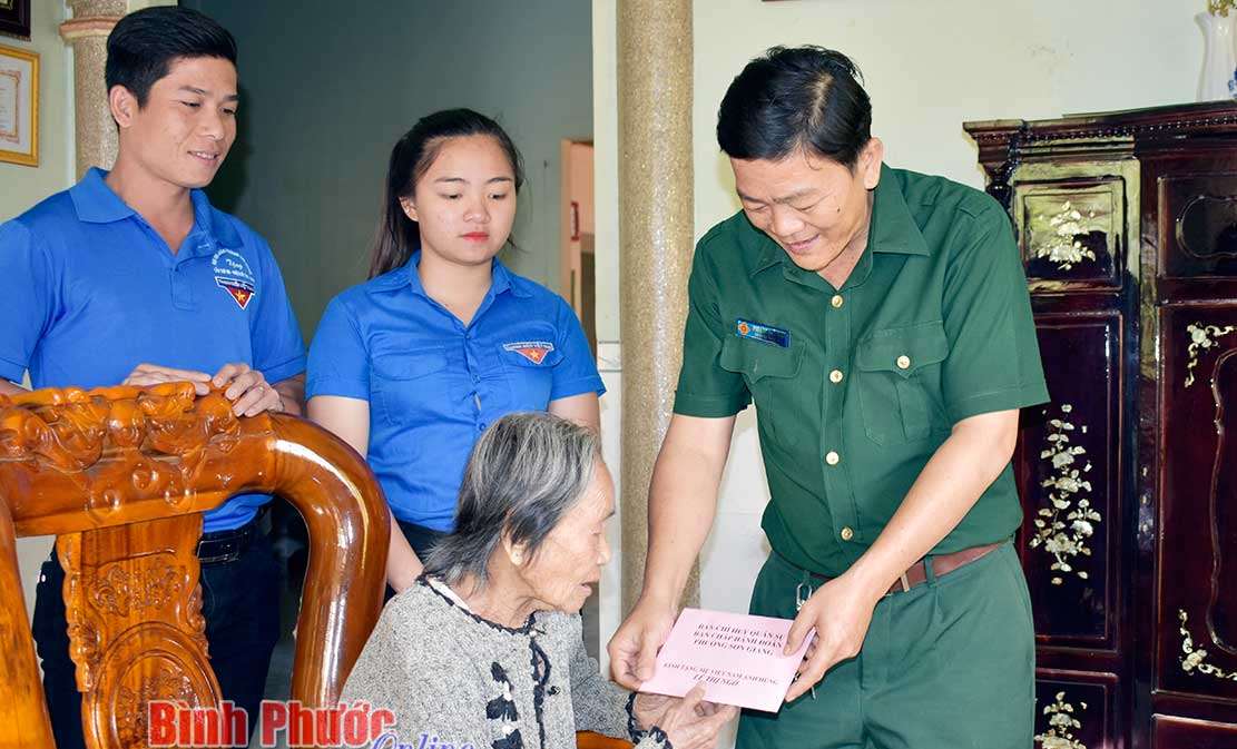 Phước Long x&acirc;y dựng nền quốc ph&ograve;ng to&agrave;n d&acirc;n vững mạnh