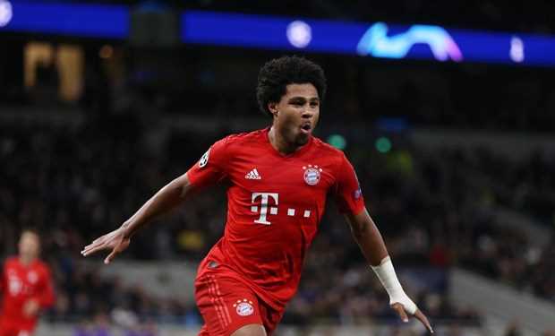 Serge Gnabry khiêu khích Tottenham sau 'cú poker' lịch sử