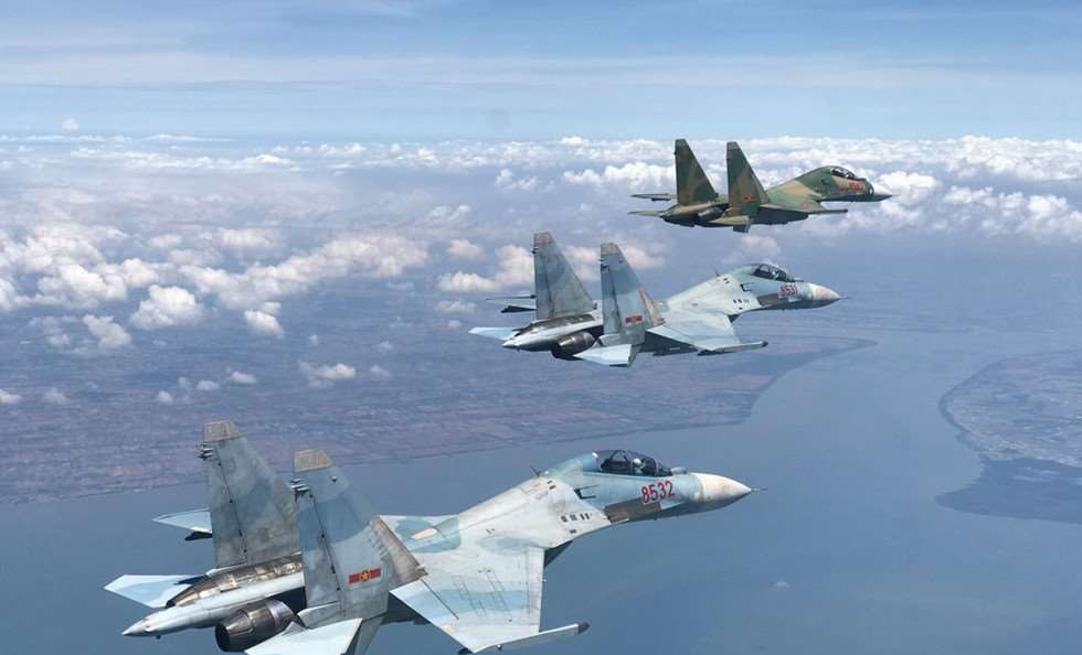 Diễn tập c&aacute;c b&agrave;i bay đ&ecirc;m tr&ecirc;n địa b&agrave;n tỉnh B&igrave;nh Phước