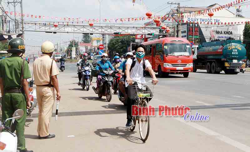 Bảo đảm trật tự ATGT cho HSSV trong dịp tết