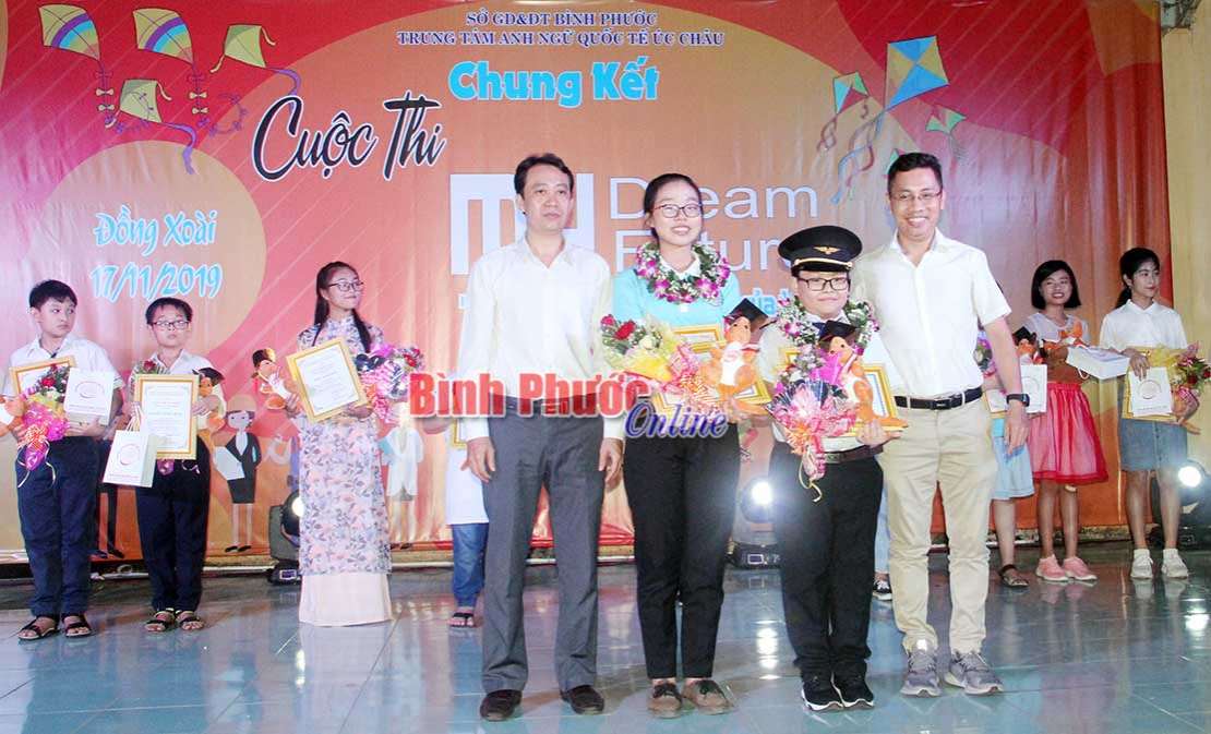 100 thí sinh tham gia cuộc thi “My Dream - My Future”