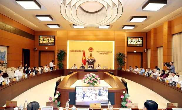 Ph&acirc;n c&ocirc;ng chuẩn bị Phi&ecirc;n họp thứ 38 của Ủy ban Thường vụ Quốc hội