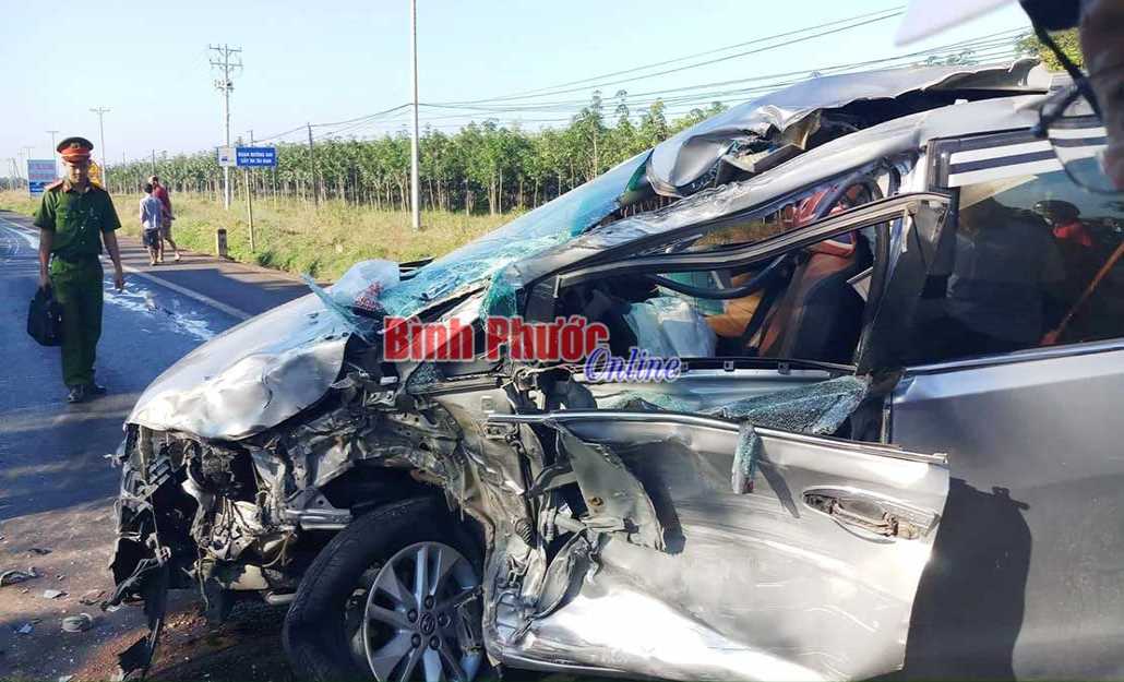 Xe 7 chỗ đấu đầu xe tải