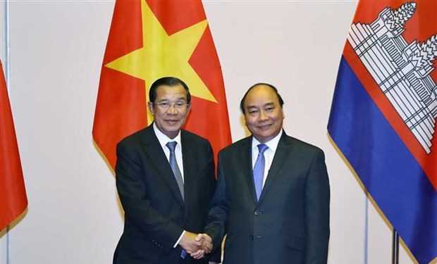 Thủ tướng Vương quốc Campuchia bắt đầu thăm ch&iacute;nh thức Việt Nam