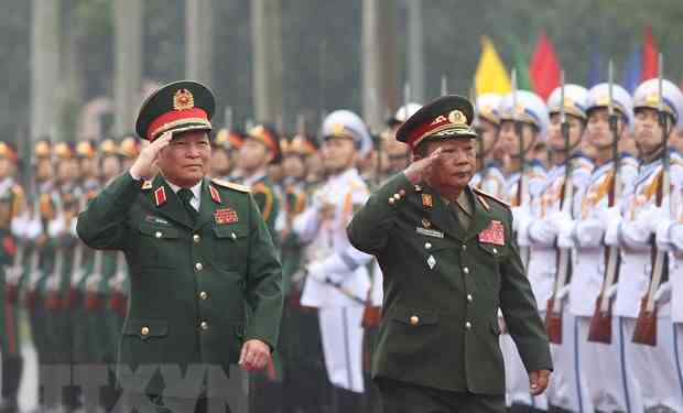 Bộ trưởng Bộ Quốc phòng Lào thăm, làm việc tại Việt Nam