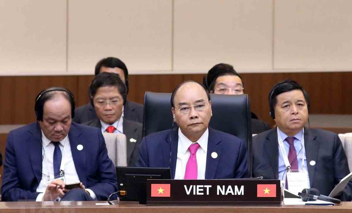 Thủ tướng dự Phiên họp đầu của Hội nghị Cấp cao ASEAN-Hàn Quốc