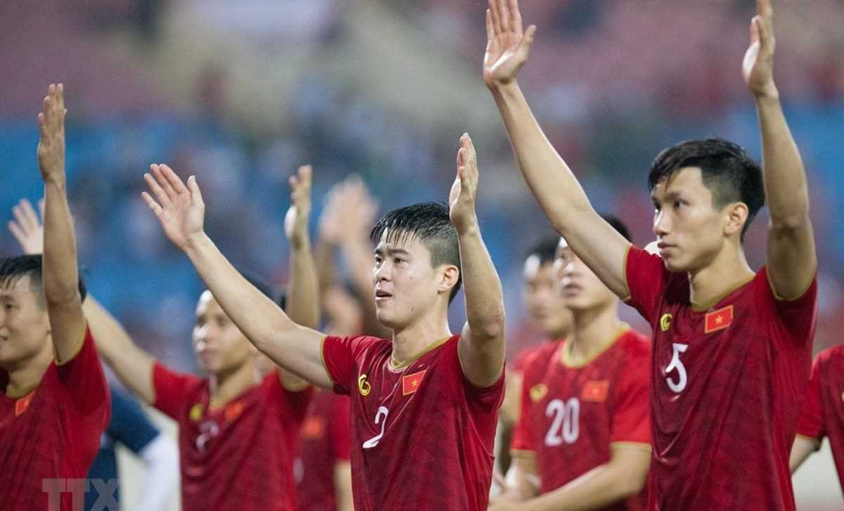 Kết quả: Việt Nam thắng trận đầu, 'ông lớn' phô trương sức mạnh