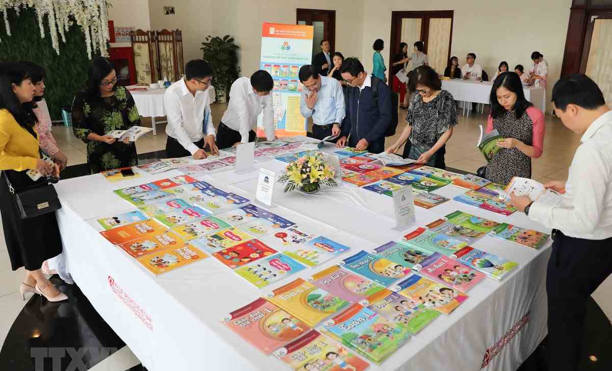 4 bản mẫu sách giáo khoa chương trình giáo dục phổ thông mới