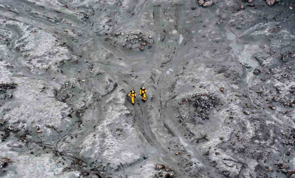 Núi lửa phun trào tại New Zealand: Vẫn còn 2 nạn nhân mất tích