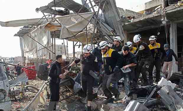 Hàng vạn dân thường Syria trốn chạy không kích ở phía Nam Idlib