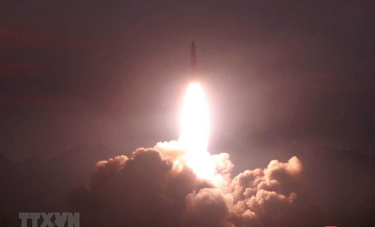 Nhật Bản sẽ cùng Mỹ đối phó với vụ thử tên lửa của Triều Tiên