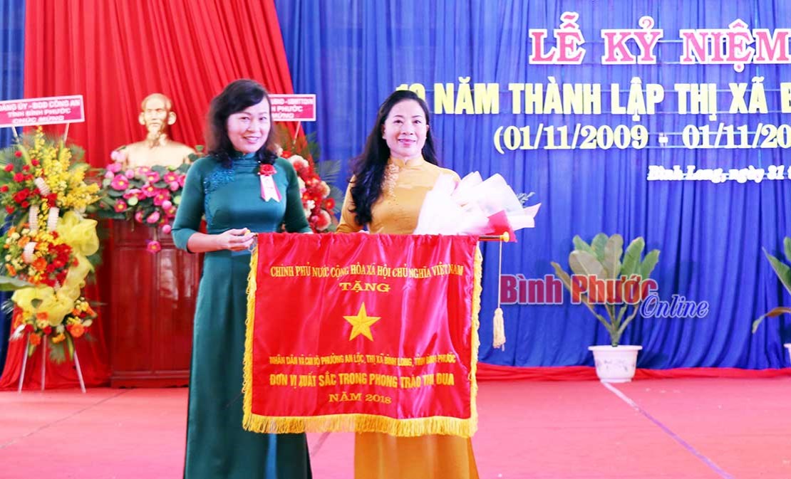 Thị xã Bình Long và huyện Bù Gia Mập kỷ niệm 10 năm ngày thành lập