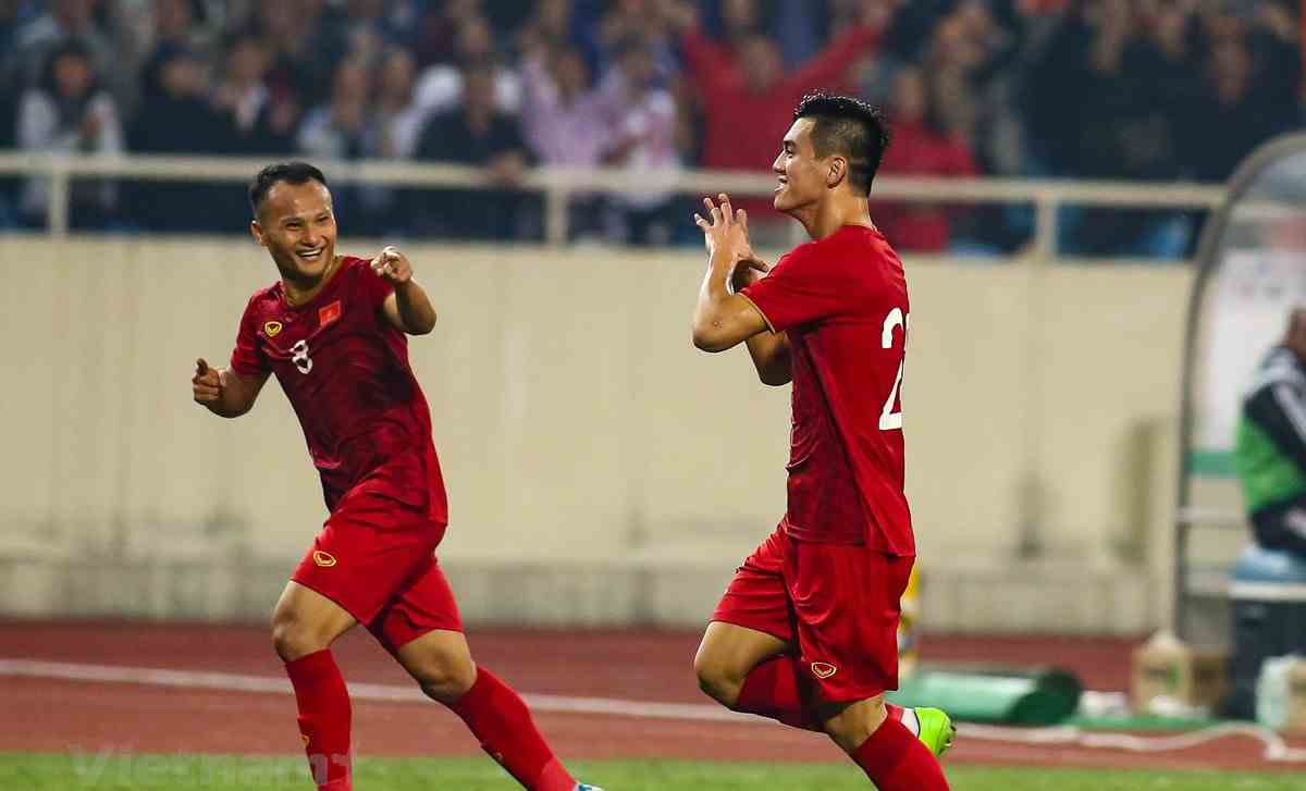 Tiền đạo Tiến Linh: "Tôi cũng bất ngờ với bàn thắng đẹp vào lưới UAE"