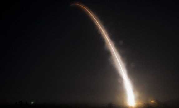 Đầu tư phát triển vũ khí hạt nhân trên thế giới vẫn tăng