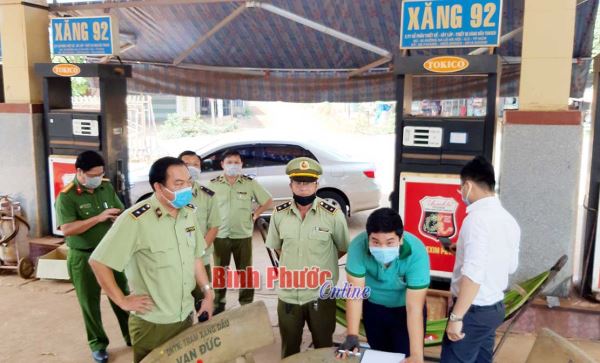 Một số cây xăng tại xã Đường 10 cam kết đảm bảo cung ứng hàng hóa