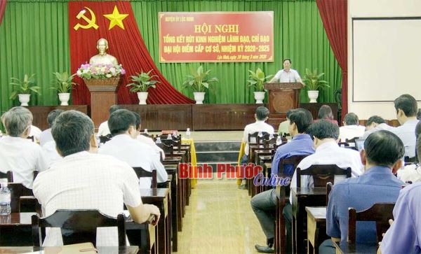 Lộc Ninh rút kinh nghiệm đại hội điểm cấp cơ sở