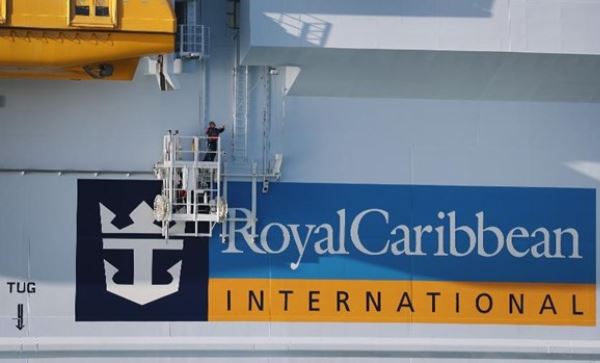 Chile cách ly 2 du thuyền với gần 1.300 hành khách và thủy thủ đoàn