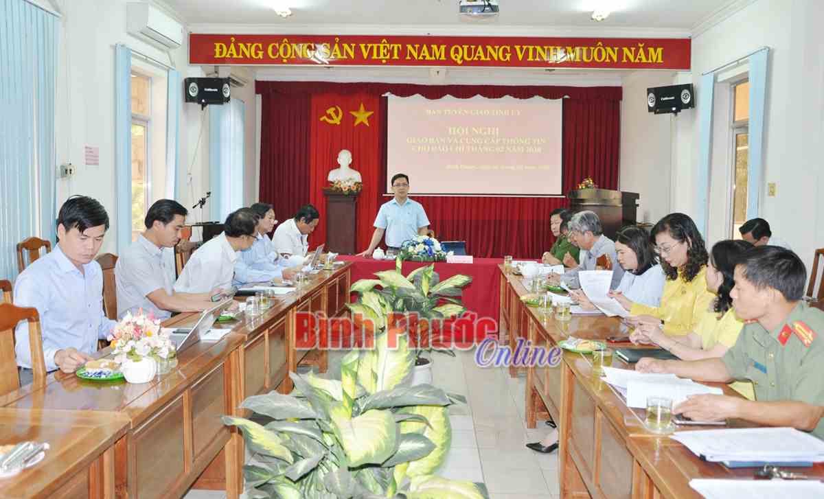 Giao ban và cung cấp thông tin báo chí tháng 2